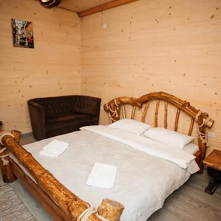 Tukhlay Hotel