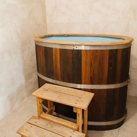 Hotel Tukhlay Tukhlya